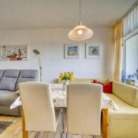 - Haus C, App 0c0805 *